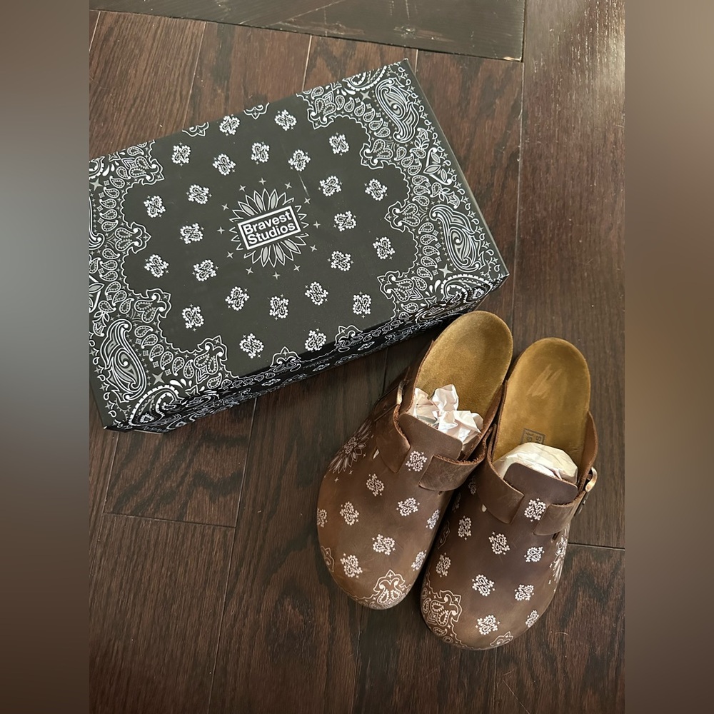 Bravest Studios Suede Mocha Paisley Mules, men’s size 11, New with Box